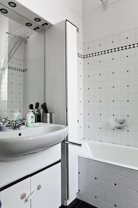 Apartment With Terrace In Central Milaan